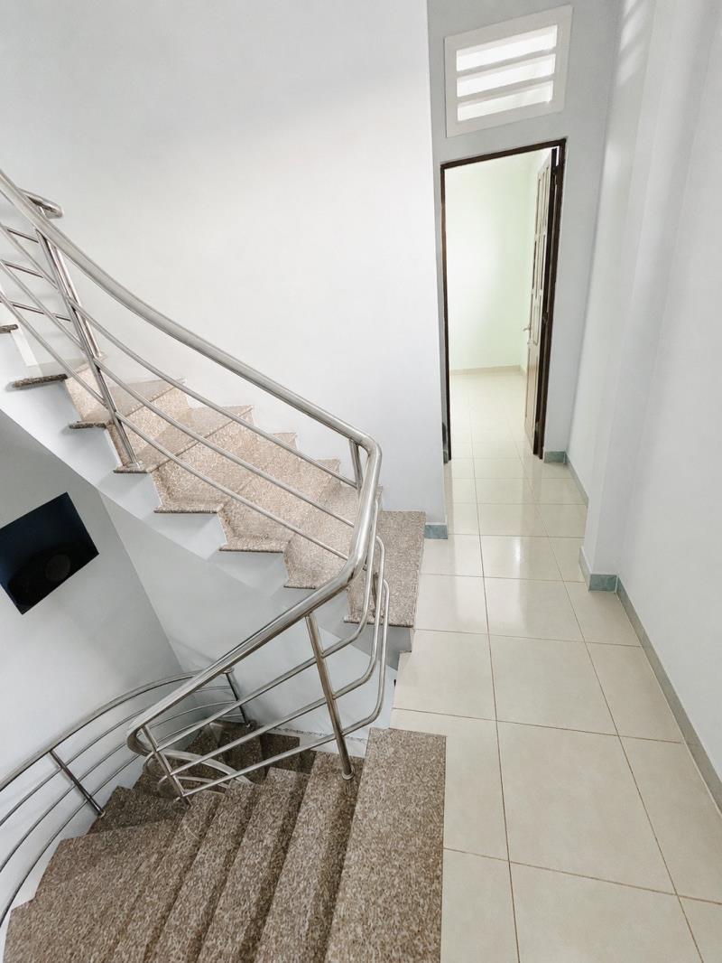 Bán nhà dương bá trạc q8 4x15m 5pn xe hơi tới nhà giá 6,98t - 4