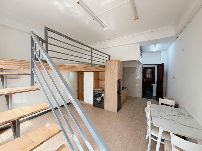 Duplex cửa sổ trời có máy giặt riêng | ngay sân bay tân sơn nhất