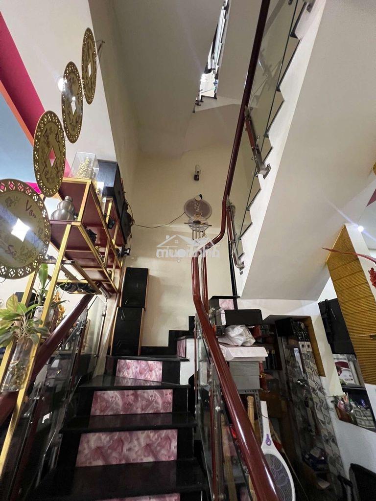 Nhà 3 tầng lê văn quới gần 4 xã 48m2 giá chỉ hơn 4t - 4