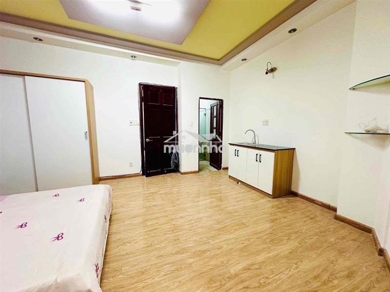 Còn 1 phòng mới 27m2 - full nội thất , sát đại học kinh tế , quận 10
