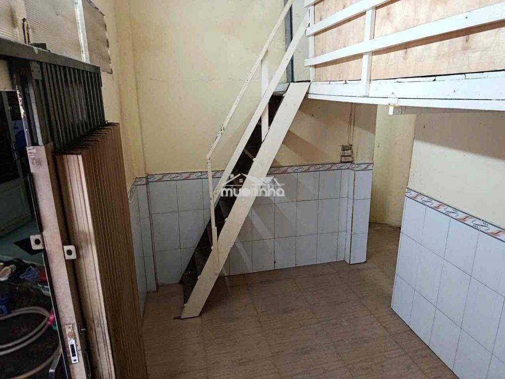 Bán nhà khu dân cư tiện xây mới gần chợ và khu đường số. - 2