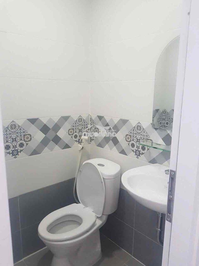 Hạ giá bán gấp nhà căn hộ dịch vụ. trung tâm quận 5 - 4