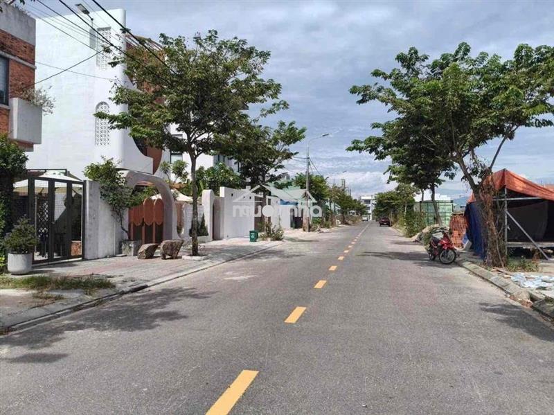 Bán đất đấu lưng hồ đầm sen giá rẻ