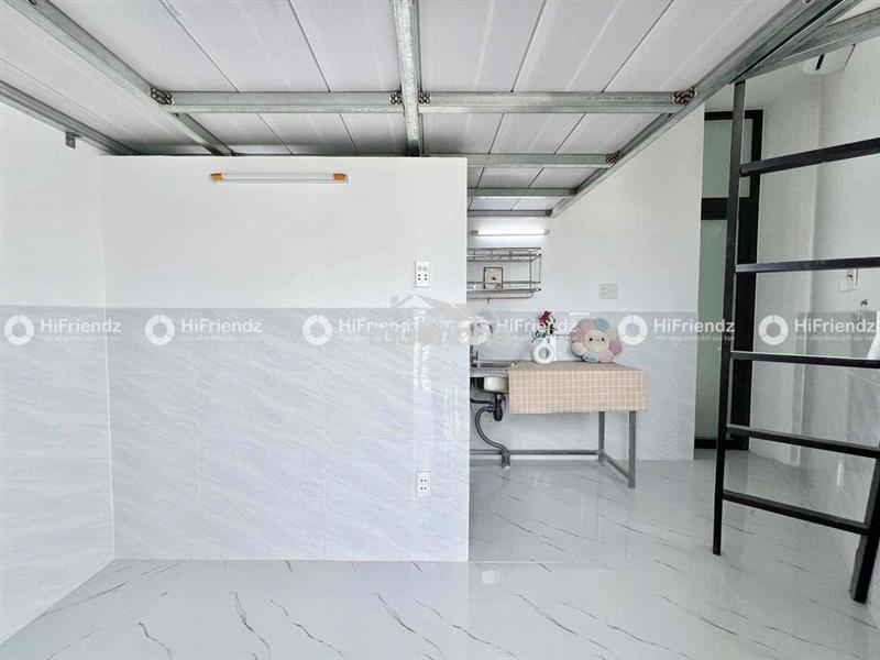 Gần ngã tư 4 xã, phan anh, di chuyển nhanh vào quận