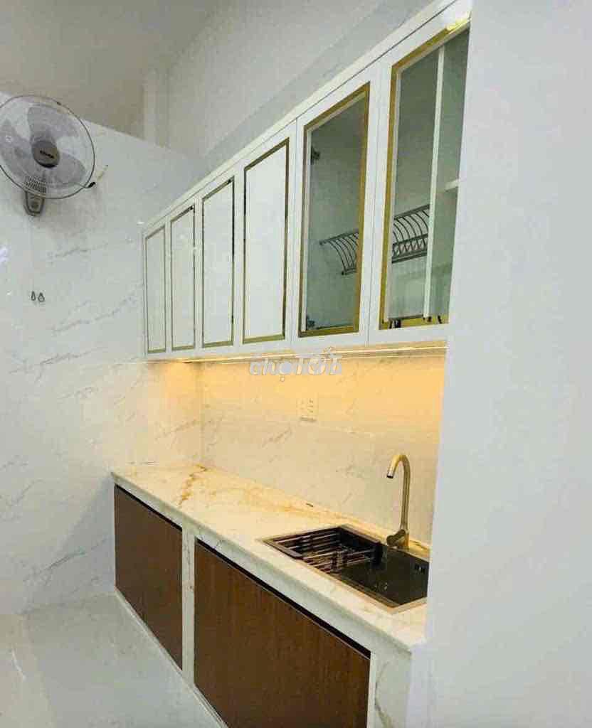 Cho thuê nhà nguyên căn, lê đại hành p11 q11, 96m2, 4pn, 15tr, tháng - 2