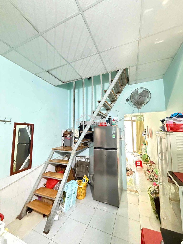 Nhà ngay chợ thạnh xuân 3.1x10m 1 lầu đường 7m thông - 2