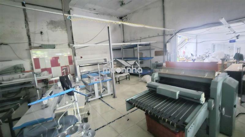 Văn phòng 800m2, sẵn pccc, xe công tận nơi