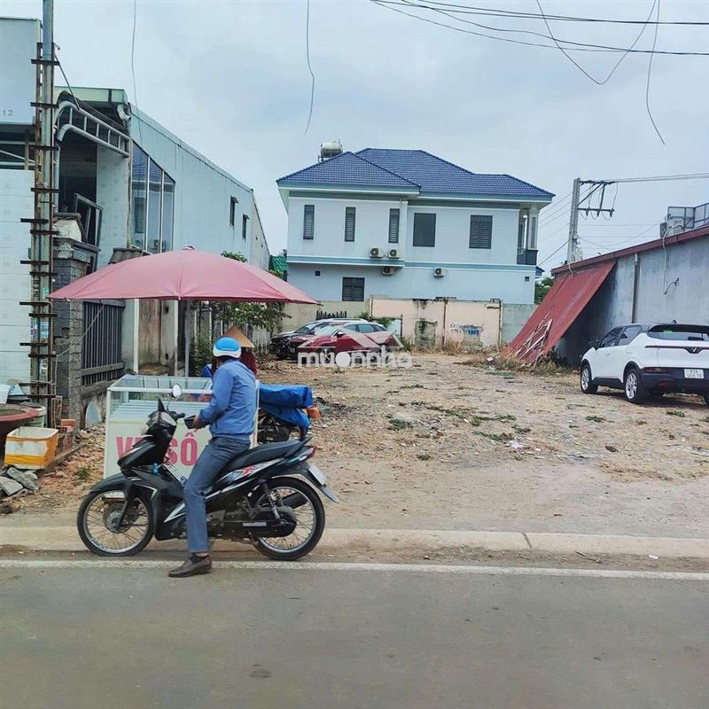 Gia đình em kẹt tiền nên cần bán