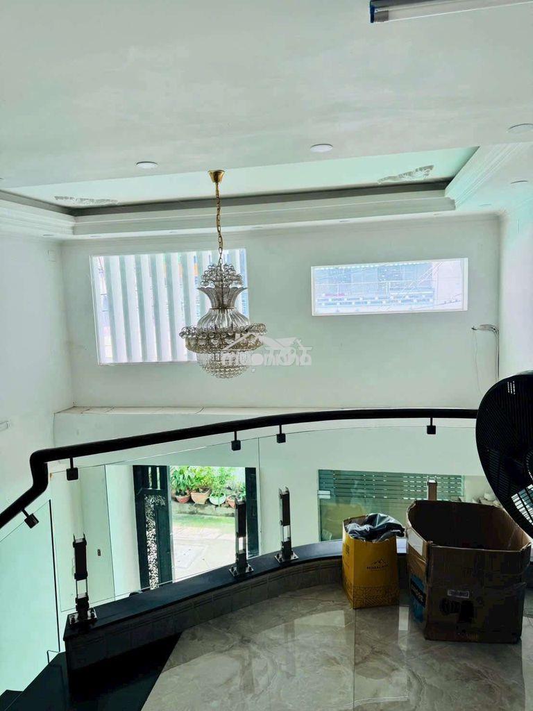 Hẻm 4m nguyễn đình chiểu quận 3 - ngang 6 dài 8m - 5 tầng btct. - 2
