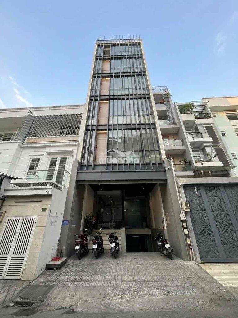 Cho thuê toà nhà ốp kính sử dụng đa công năng 6x25 đường đỗ được oto