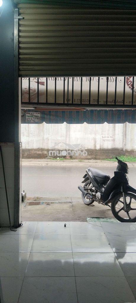 Cho thuê ki ốt ( phòng trọ) mặt tiền đường bình chuẩn 31, có gác máy l