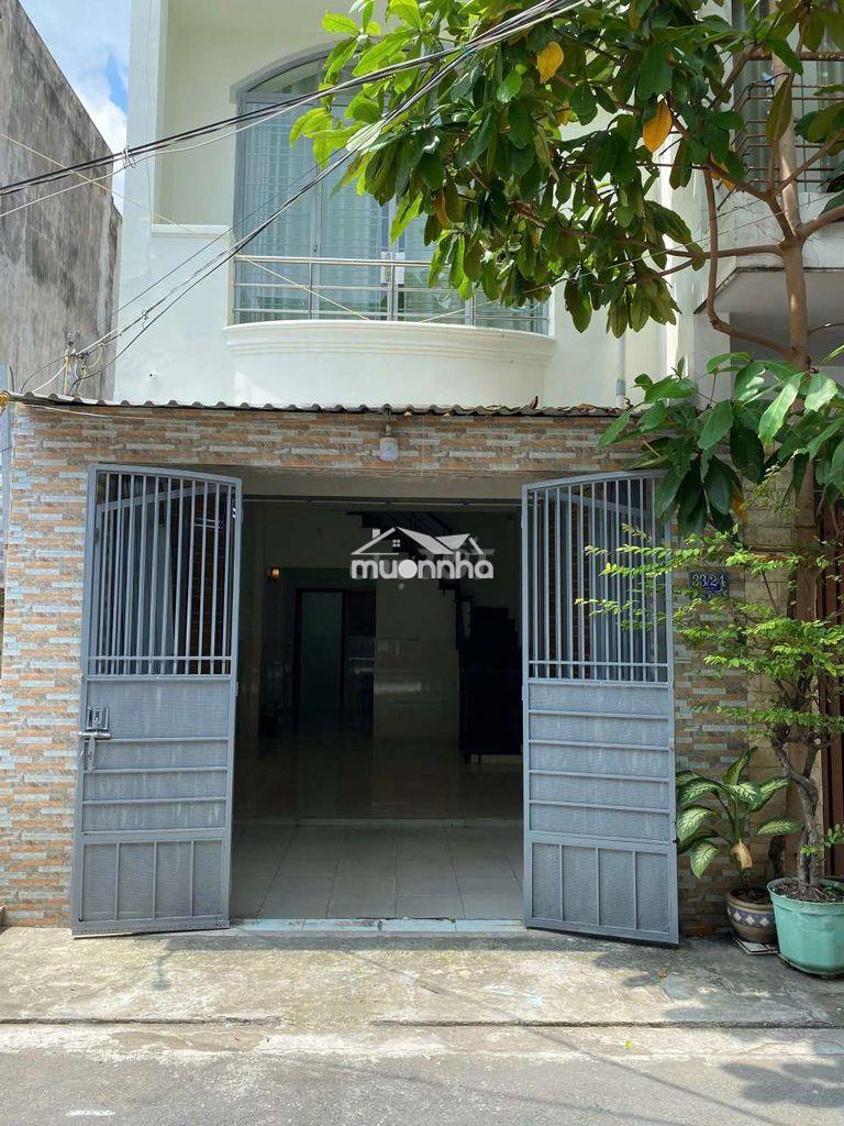 Cho thuê nhà hxh đường số 1 lý phục man quận 7