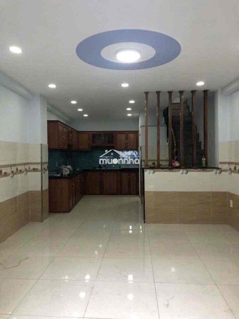 Cho thuê nhà 1 trệt 1 lầu, đường hoàng sa tân bình