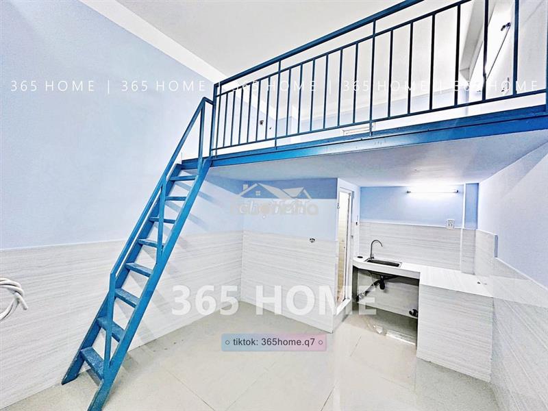 Phòng gác đúc 25m2, sạch mới, khu sv xe buýt đh tđt, mở