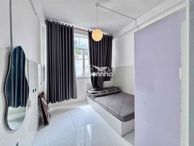 Cho thuê căn nguyên tầng 2 phòng ngủ full nội thất ngay đh kinh tế ueh