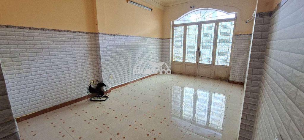 Cho thuê phòng, giá sinh viên, gần trường đại học ueh - 3
