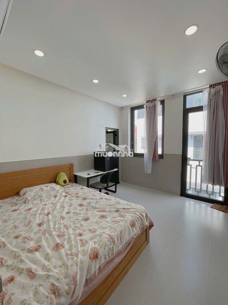 Cho thuê phòng full nội thất cửa sổ lớn ngay công viên gia định