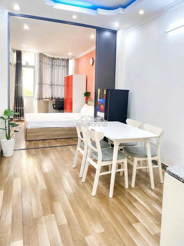 Cho thuê chdv full nội thất, hẻm xe máy, 205/ cmt8, p.5, quận 3. - 2