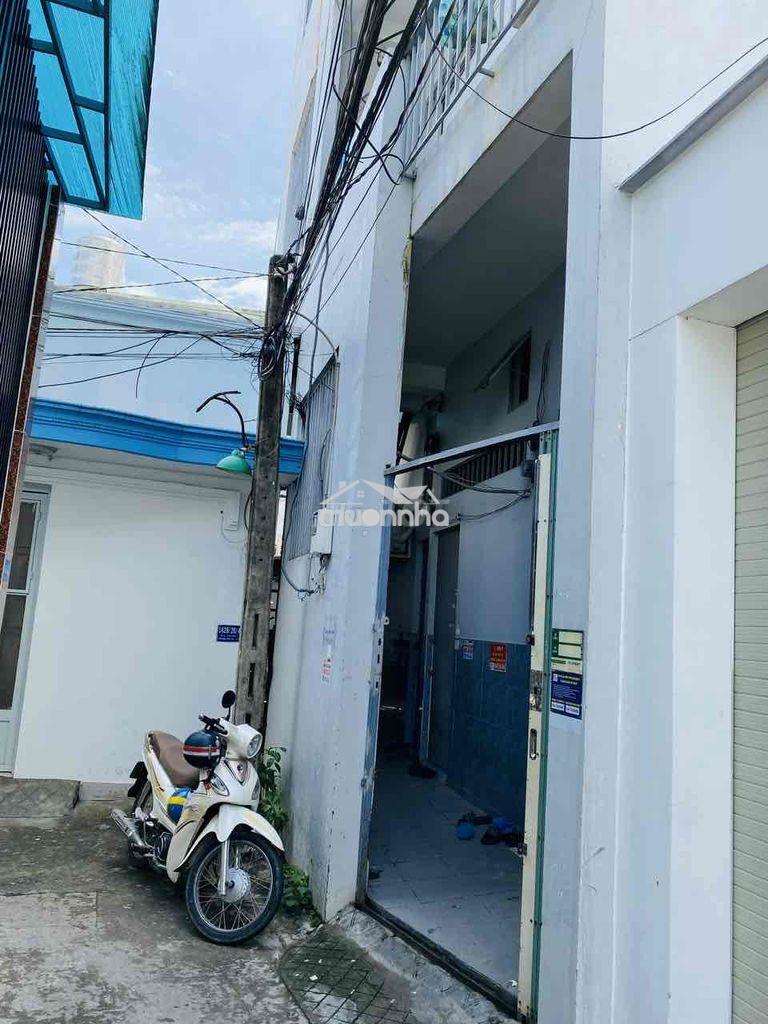 Hiện tại: 9 phòng trọ (trệt + 2 lầu). 9 phòng full thuê cố định trên 3 - 2