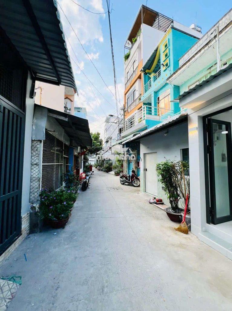 🏡 Bán nhà mới hẻm 4m đường bình đông p.phú định q8
 - 2
