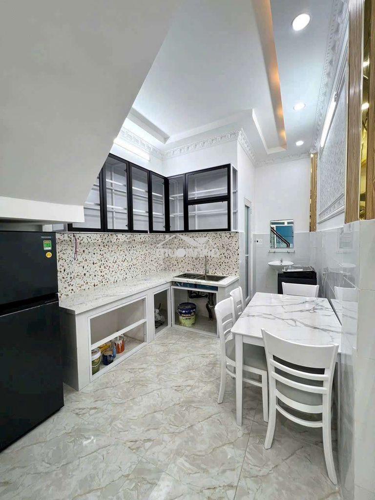 Cho thuê nhà đẹp fhunl nội thất y hình - 3