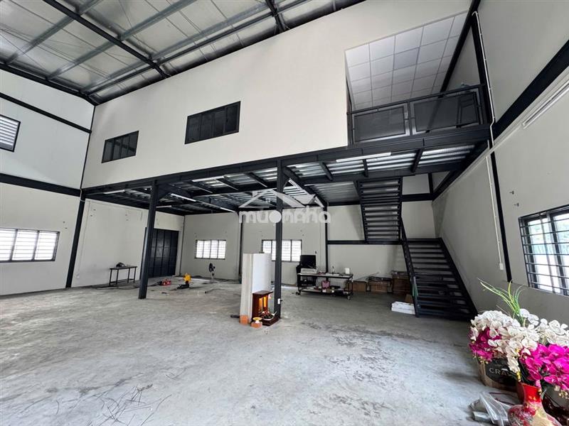 Nhà kho mới kinh dương vương, trệt lửng, 18x18m, điện 3fa