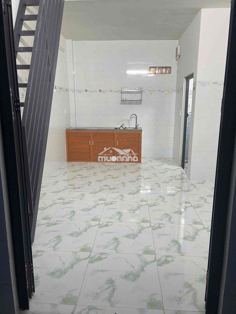 Nhà trọ hoàng thuận. ***. &. ***