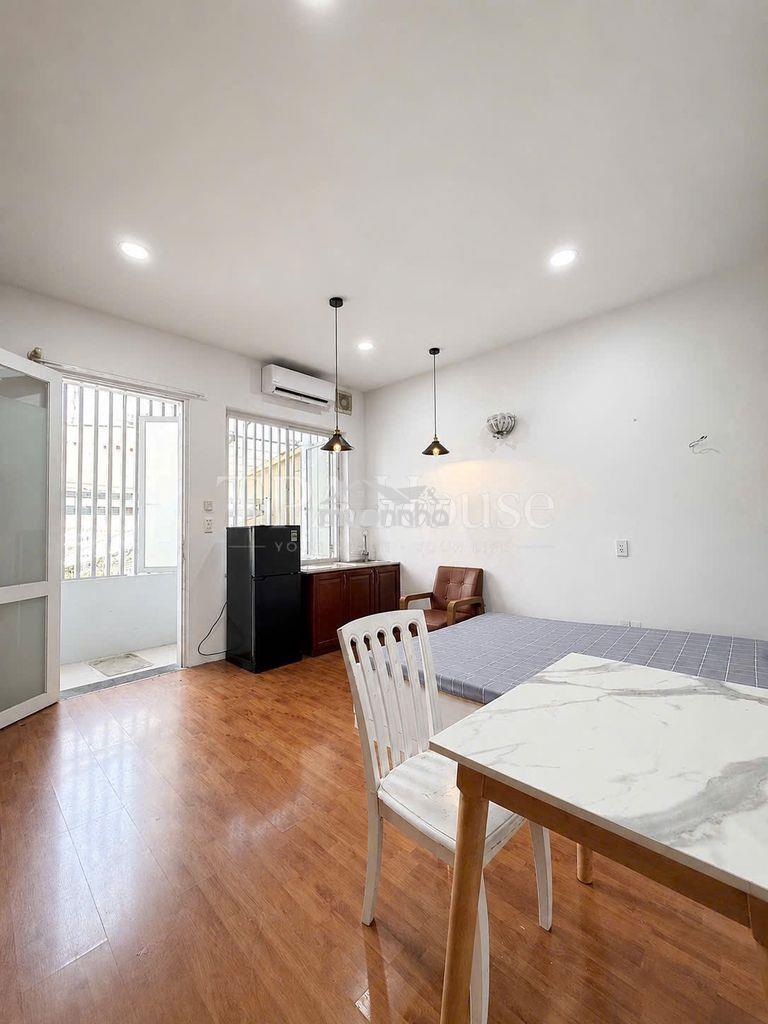 Chdv 1pn ban công viu siêu đẹp, cực thoáng phù hợp với 2-3 người ở
