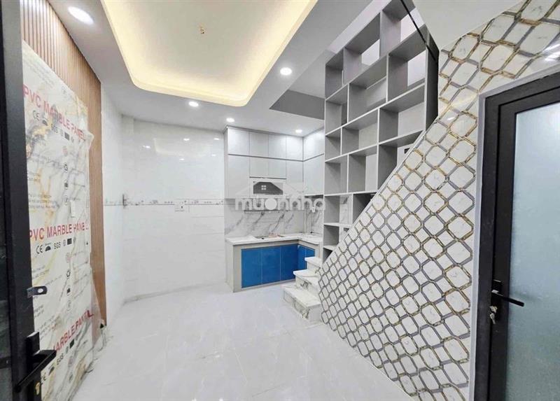 Bán nhà tân hoà đông gần 20m2, nhỉnh 2 tỷ, 3 tầng, 2pn2wc, shr, hc