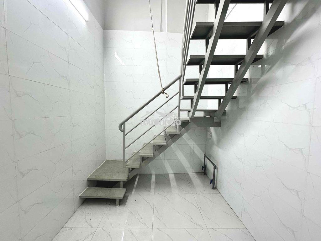 Nhà nguyên căn trống sẵn ngay hẽm 226 bà hạt quận 10 - 2