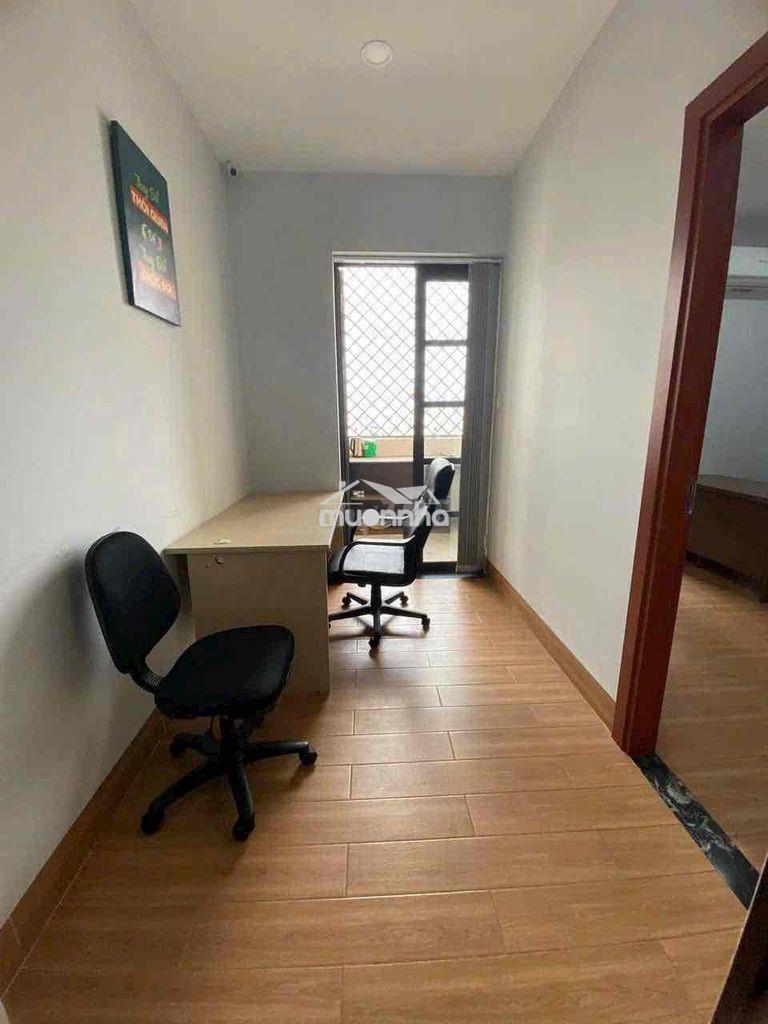 Cho thuê nguyên sàn lầu 3 có thang máy có 2 phòng 2 ban công - 4
