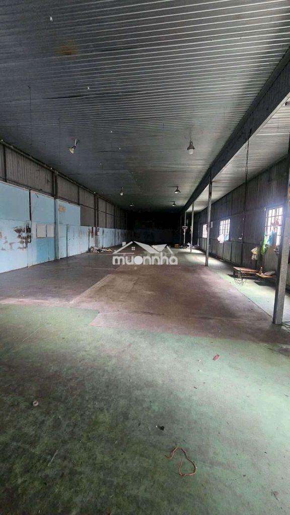 Cho thuê xưởng 400m2 giá thuê 15 triệu/tháng
