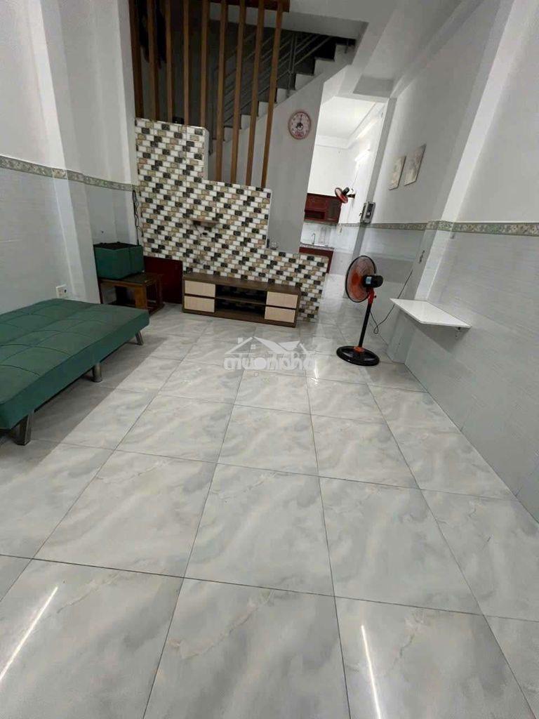 🏡 Nhà 4x12m trệt+lầu – full máy lạnh, giường, tủ, bếp – hẻm 6m 
