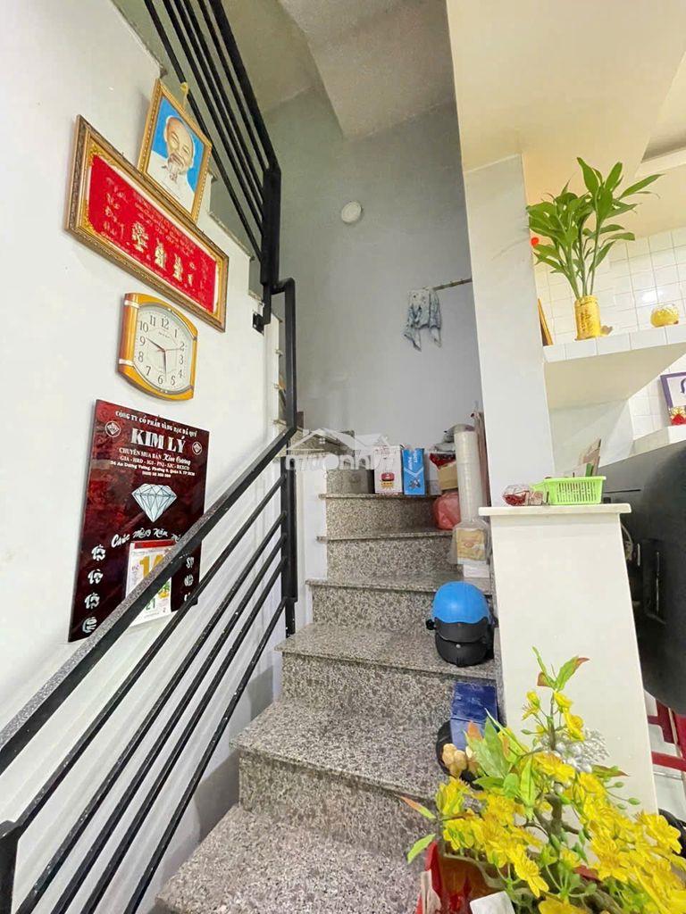 Bán nhà sạch đẹp hẻm xe hơi 154 đường âu dương lân p3 q8  - 3