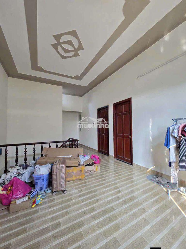 Nhà lầu đường thông gần chợ tân long - 4