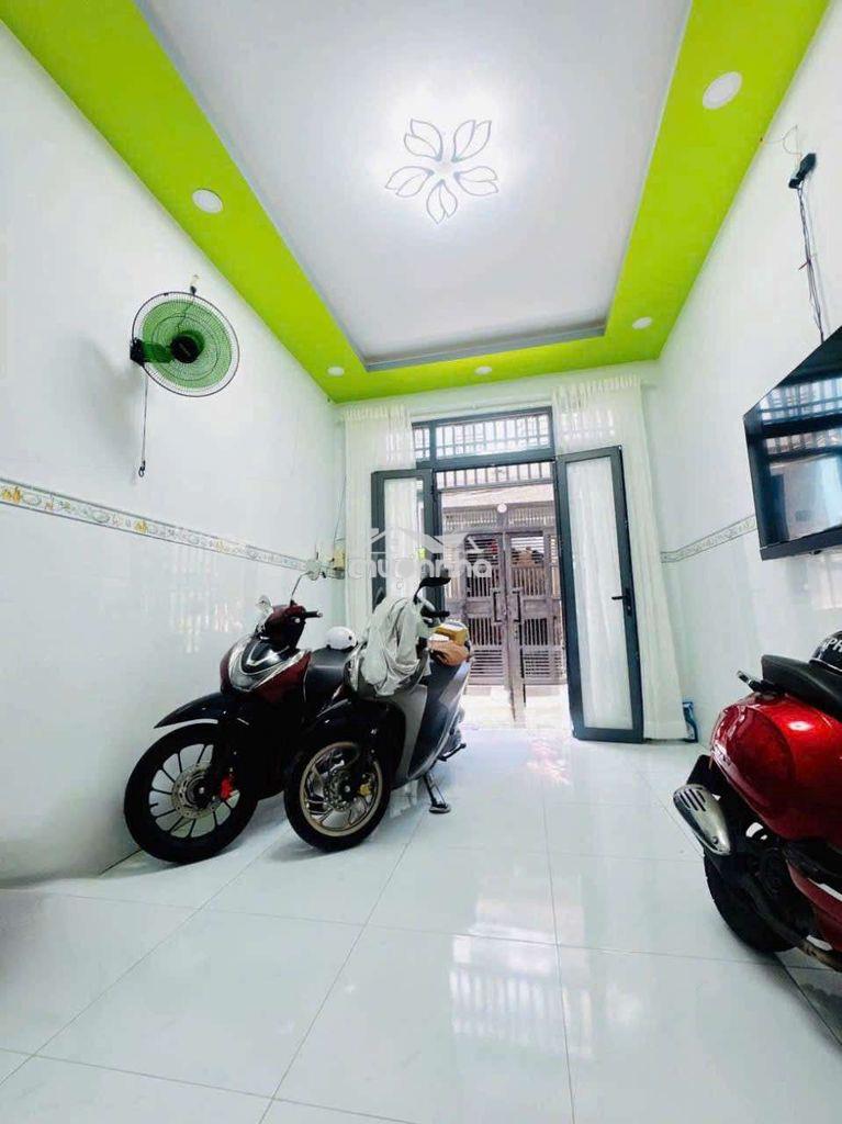 Nhà to giá mềm - 3 tầng btct - shr hoàn công đủ hiện hữu - không lg - 2