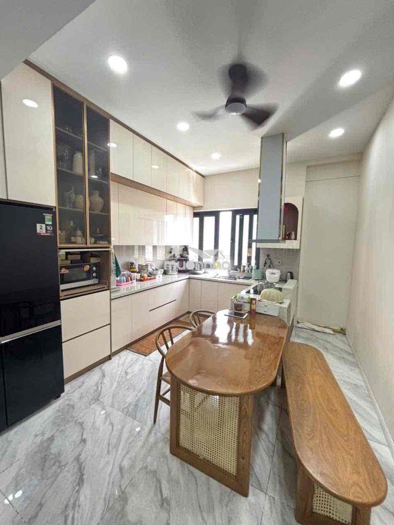 Nhà 4 lầu 4x20 mặt tiền đường mới đẹp full nội thất cao cấp - 4