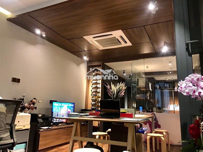Cho thuê văn phòng quận 1 - dọn vào ngày đầu tháng 9 chỉ 12tr