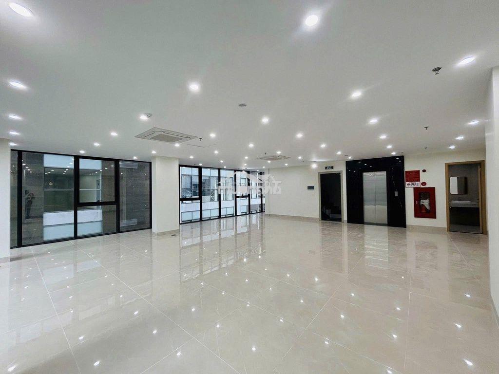 Cho thuê tòa nhà mặt tiền đường hai bà trưng mt 15m x 20m  quận 3 - 2