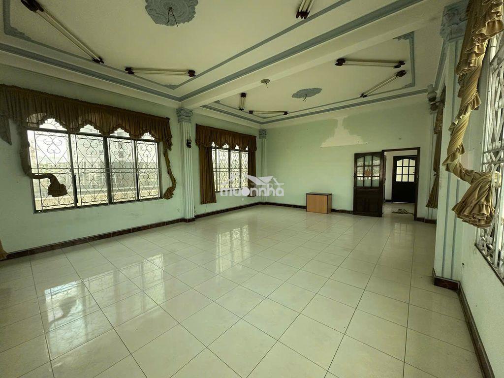 Cho thuê nhà 3 tầng mặt tiền tạ quang bửu, giá thuê 40tr/tháng - 4