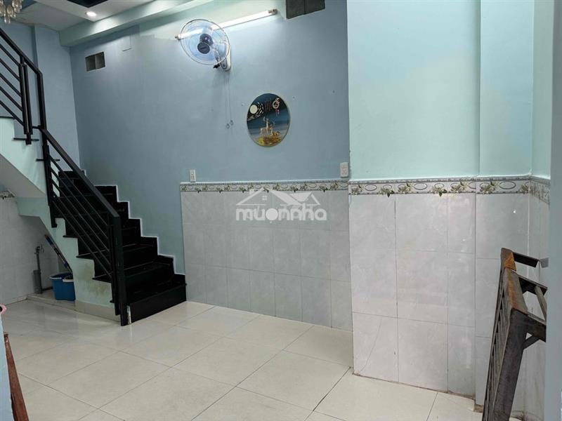 Cho thuê nhà 122/27/77/14 đường tôn đản p8, q4