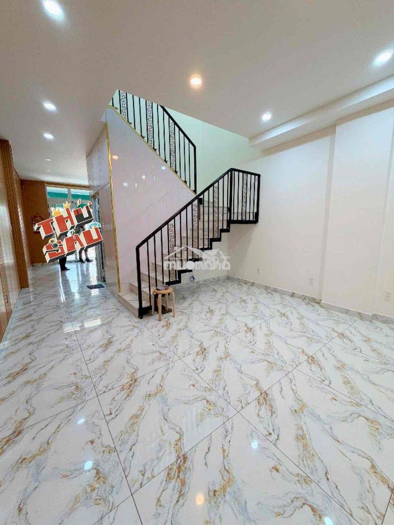 Cho thuê nhà mặt tiền 2 tầng - 4.6x17m - gần trường chinh - tân bình - 4