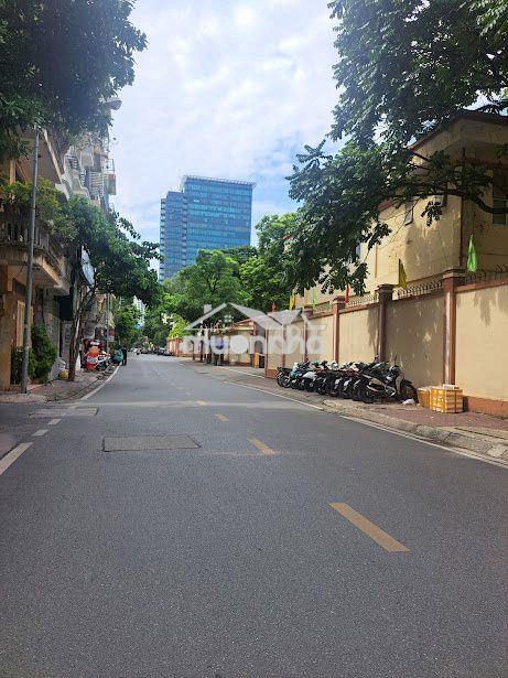 Nhà mặt phố hoàng sâm, diện tích 55m x 4 tầng làm văn phòng, kd, nhà ở