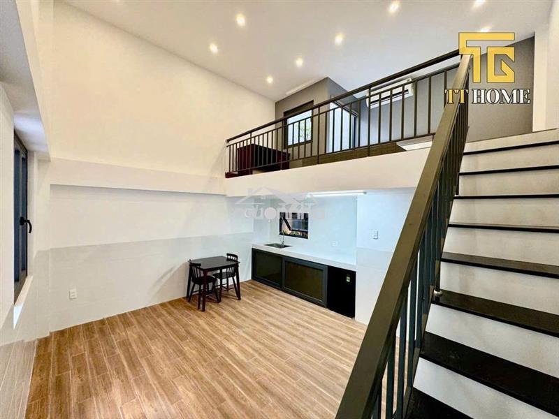 Sẵn 1p có gác ngay bệnh viện bình tân
