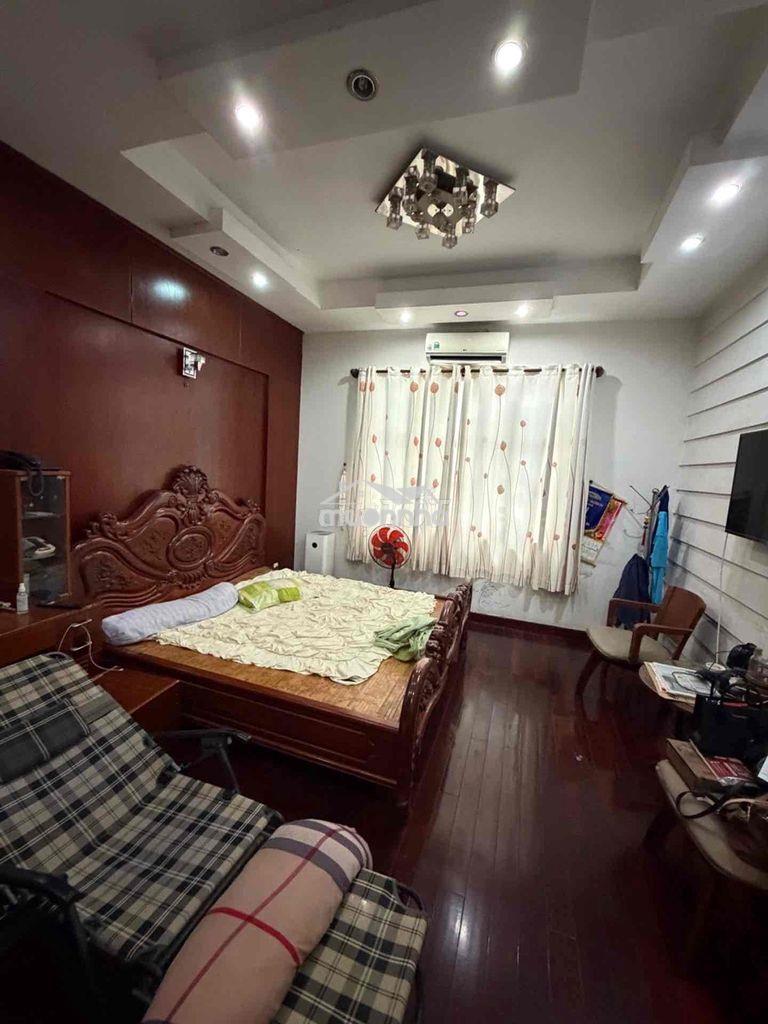 Nhà 5 tầng 80m2 mặt tiền đường tạ quang bửu p4 q8 - 3