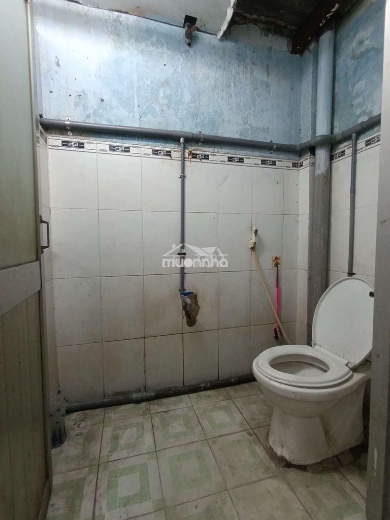 Nhà cho thuê khu mã lò giáp gò xoài dt 5*8 gác suốt 2p 2wc - 4