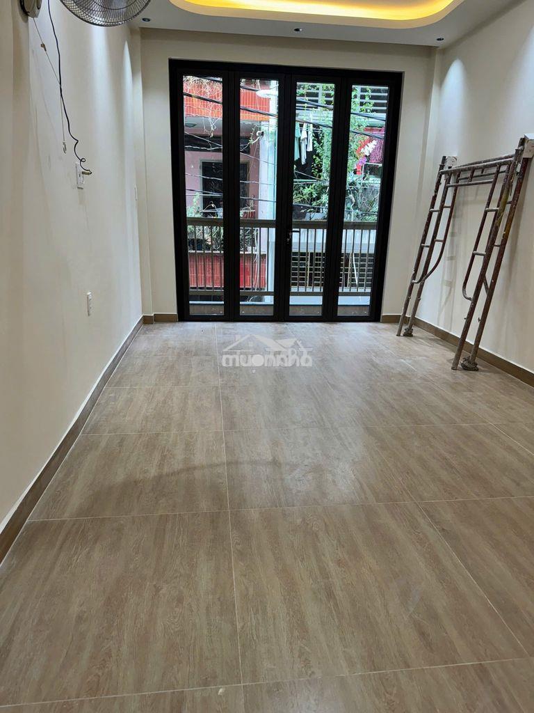 Chủ ngộp bán gấp nhà hxh sát mặt tiền quận 3 - dtcn: 32m2 - 3 tầng ! - 2