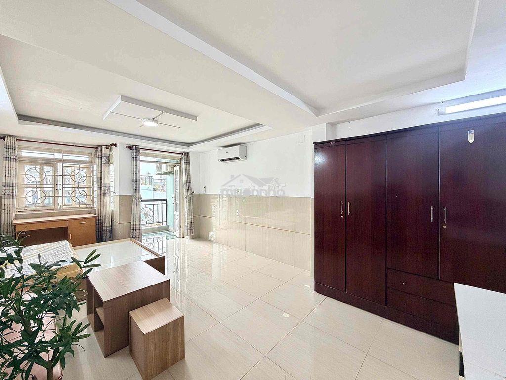 Cho thuê phòng ban công gần emat phan huy ích full nội thất mới - 4