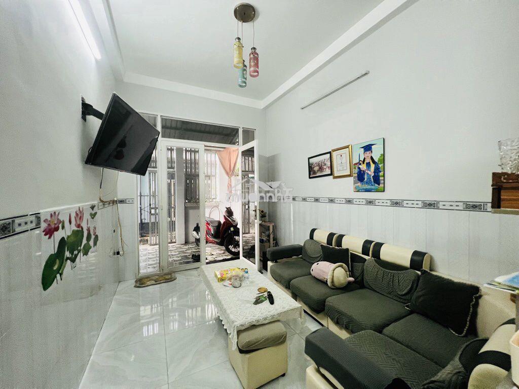 Cạnh chợ thủ đức không ngập 50m2 căn góc 3 tầng cho thuê 9tr/ tháng - 2