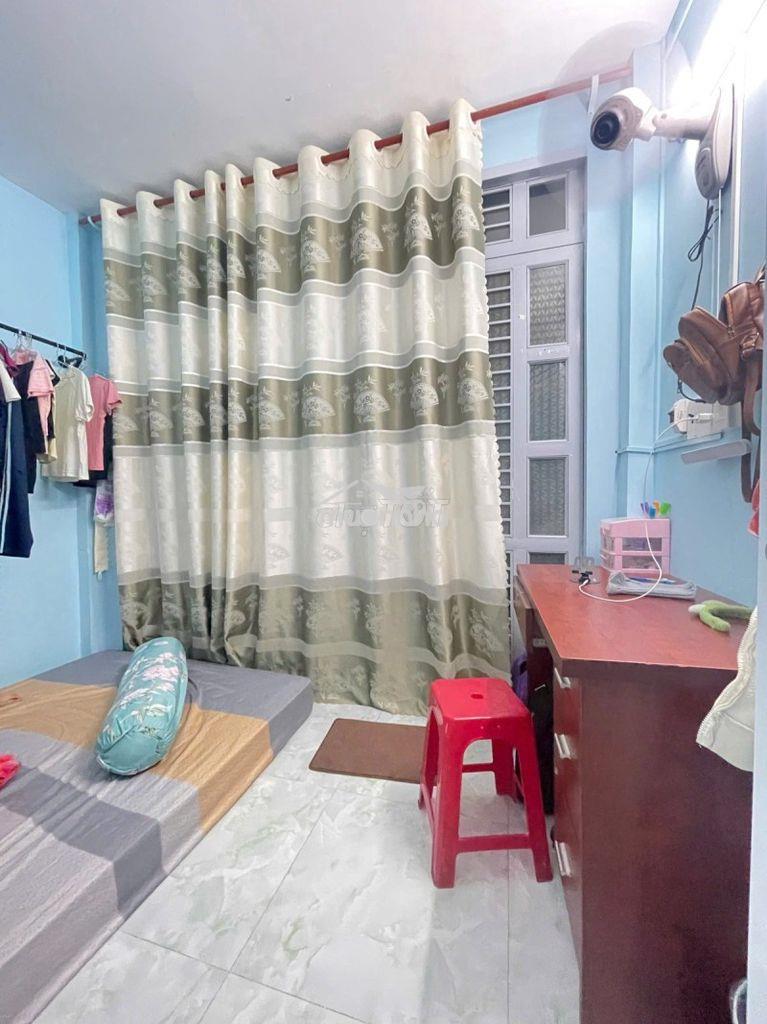 Hàng hiếm khu bàu cát, tân bình, 40m2, 2pn, hẻm ô tô, chỉ 3 tỷ hơn